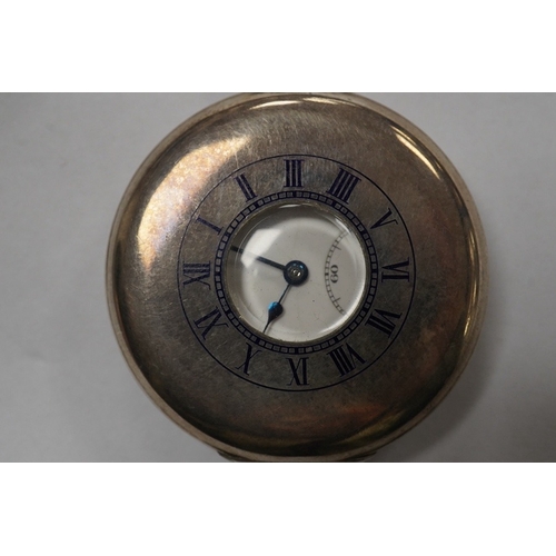 1936 - A George V silver J.W. Benson keyless half hunter pocket watch, with Roman dial and subsidiary secon... 