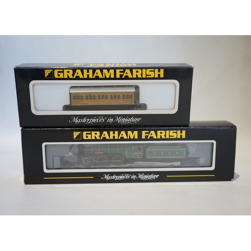 256 - Twenty boxed Graham Farish N gauge railway; an LNER Class V2 2-6-2 tender locomotive, Coldstreamer, ... 