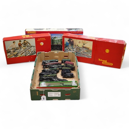 286 - Ten unboxed 00 gauge railway locomotives and three train sets by Hornby, Tri-ang Railways, etc. incl... 