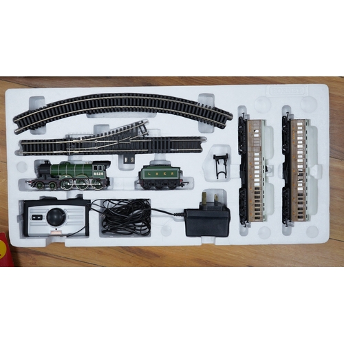 286 - Ten unboxed 00 gauge railway locomotives and three train sets by Hornby, Tri-ang Railways, etc. incl... 