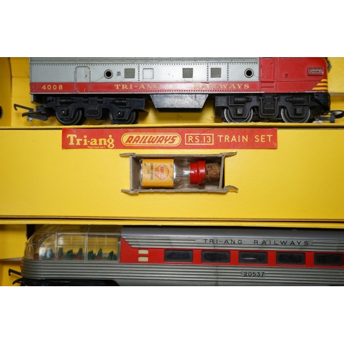 288 - A collection of Hornby Dublo and Tri-ang Railways 00 gauge railway contained within two original box... 