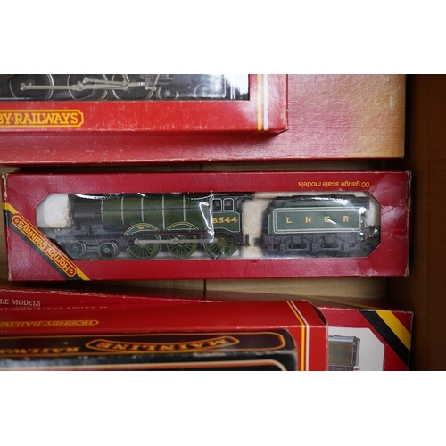 293 - Six boxed 00 gauge railway locomotives by Hornby Railways, etc. including; a BR Class B17/4 (R.133),... 