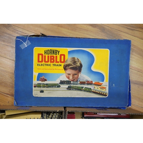 342 - A collection of Hornby Dublo model railway for 3-rail running, including a boxed EDP12 Passenger Tra... 