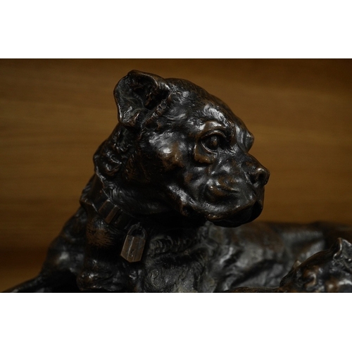 408 - After W. Wolfe, a resin Bull Mastiff dog group, 34cm wide. Condition - poor