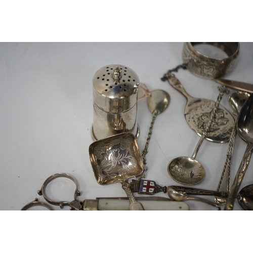 833 - Assorted small silver and other white metal items including fruit knives, a pair of Georgian sugar n... 