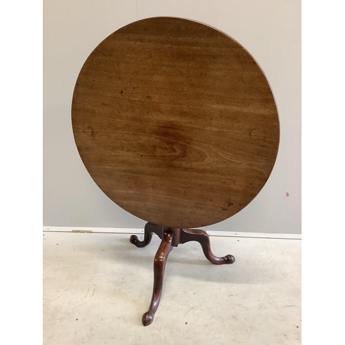 1026 - A George III circular mahogany tilt top tripod tea table, diameter 79cm, height 70cm. Condition - fa... 