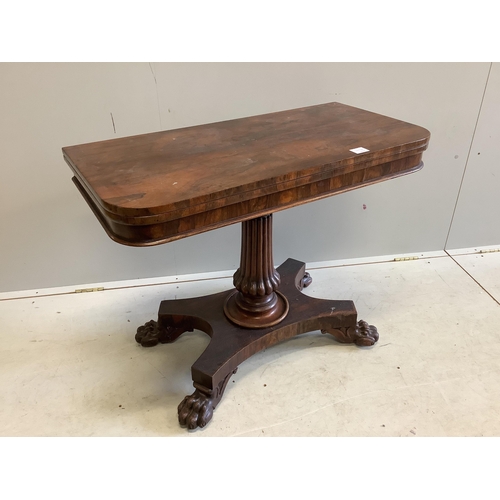 1092 - An early Victorian rectangular rosewood folding card table, width 91cm, depth 46cm, height 71cm. Con... 