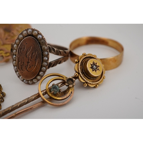 1929 - A group of jewels, comprising: a late 19th century 'Mizpah' brooch, stamped 9CT; a 9ct gold ring, Br... 