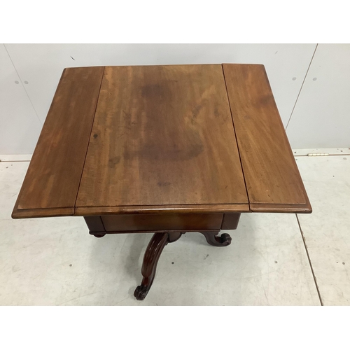 1022 - A Victorian mahogany drop flap side table, width 63cm, extended, depth 53cm, height 73cm. Condition ... 