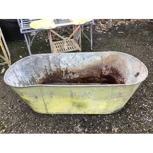 1091 - A vintage galvanised bath, width 126cm, depth 52cm, height 40cm. Condition - fair