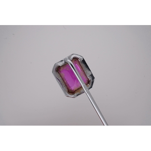 1926 - A North American? 10k white metal and single stone emerald cut synthetic ruby set stick pin, 55mm, g... 