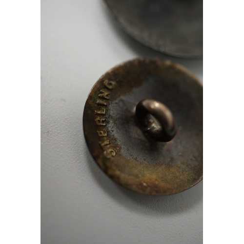 449 - An Edwardian set of 6 blue and white enamelled buttons, marked Sterling, 10mm and a cased set of 5 (... 