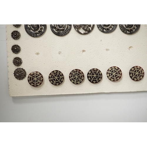 450 - Five assorted sets of late 19th / early 20th century buttons;Condition - the small cut steel buttons... 