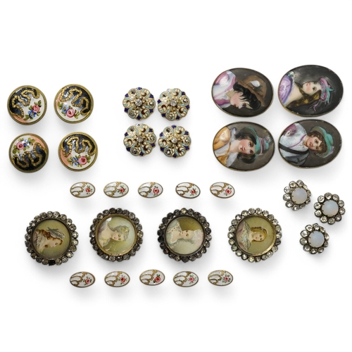 451 - A collection of 29 assorted decorative buttons, circa 1900, largest 36mm;Condition - the paste butto... 