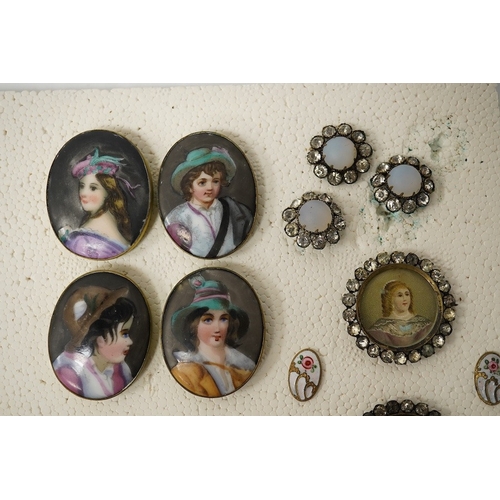 451 - A collection of 29 assorted decorative buttons, circa 1900, largest 36mm;Condition - the paste butto... 