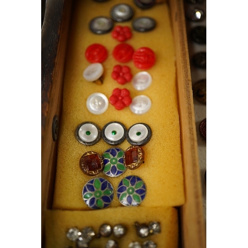 472 - Ninety one assorted late 19th/early 20th century small buttons and studs, largest 16mm;Condition - s... 