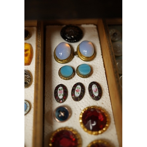 473 - A collection of assorted early to mid 20th century buttons, largest 23mm;Condition - good cut steel ... 