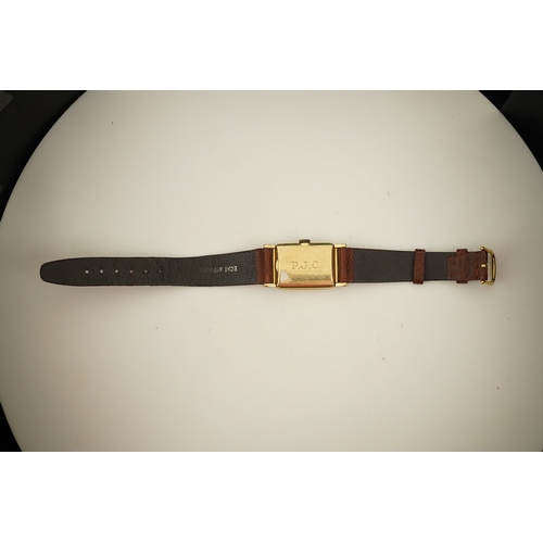 126 - A gentleman's 1950's? 14k gold Hamilton manual wind wrist watch, on a later associated leather strap... 