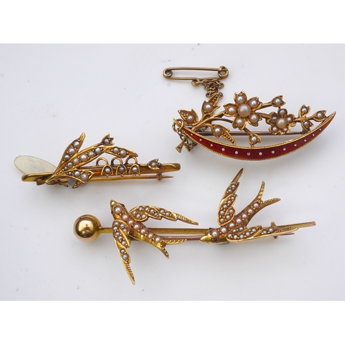 160 - A collection of three late Victorian/Edwardian seed pearl brooches, circa 1900 comprising: a brooch ... 