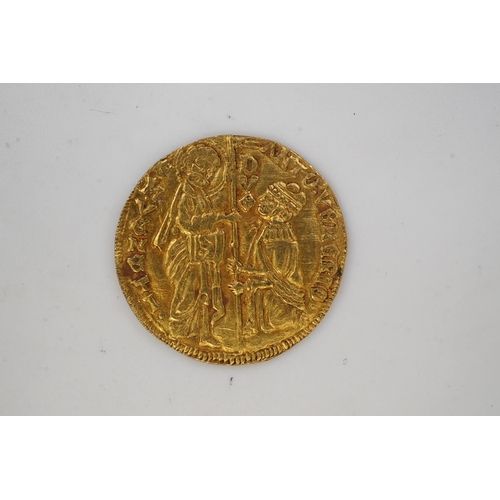 198 - A medieval gold zecchino coin, Republic of Venice, Antonio Venier (1382-1400), gross weight 3.3 gram... 