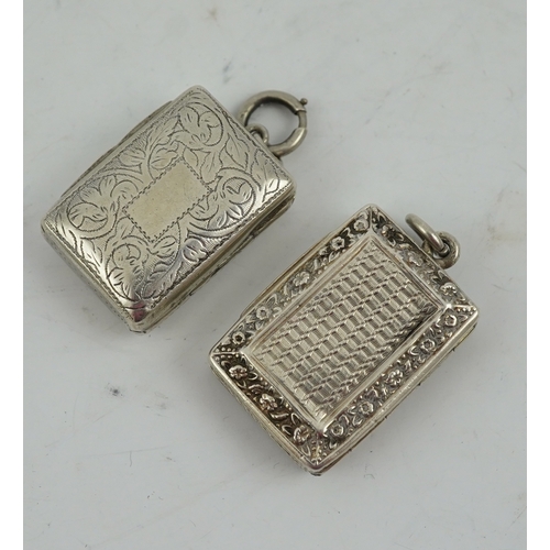 31 - A George IV engraved and embossed silver rectangular vinaigrette by John Bettridge, Birmingham, circ... 