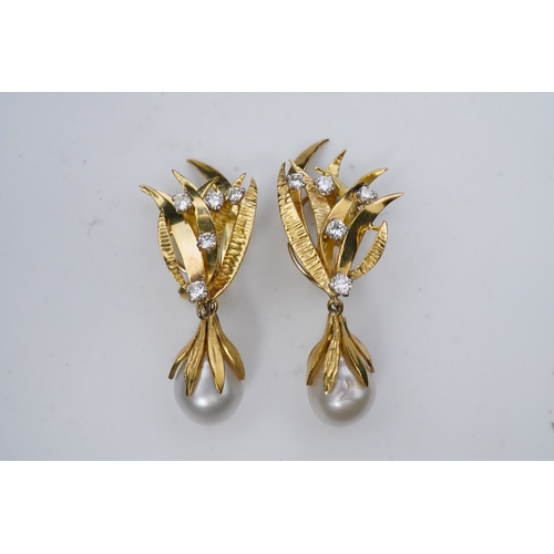 344 - A pair of aquamarine, cultured pearl and diamond ear clips, third quarter 20th century, composed of ... 