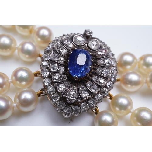 391 - A late Victorian sapphire and diamond brooch and cultured pearl necklace, circa 1900 and later, the ... 