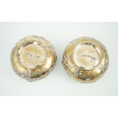 55 - A pair of late 19th/early 20th century Chinese Export silver baluster bowls, by Zee Wo, Shanghai, wi... 