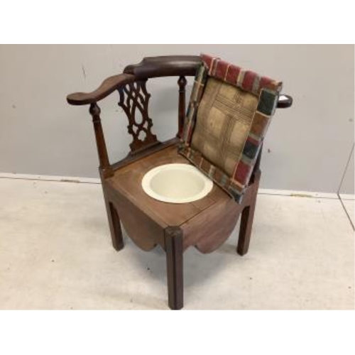 1040 - A George III mahogany corner commode chair, width 74cm, depth 64cm, height 80cm. Condition - fair, s... 