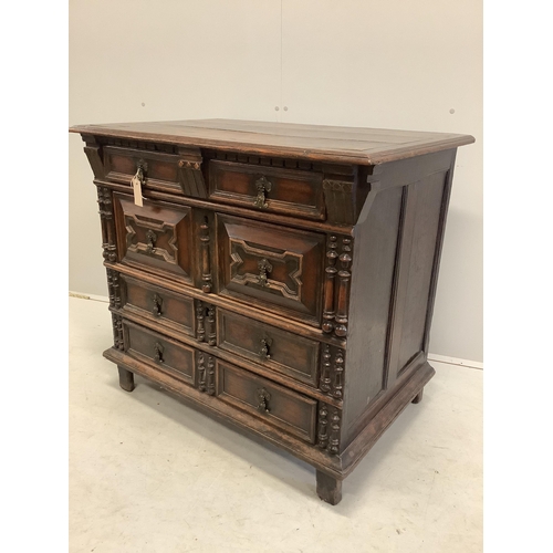 1127 - An 18th century oak block front chest of drawers, width 96cm, depth 61cm, height 85cm. Condition - f... 