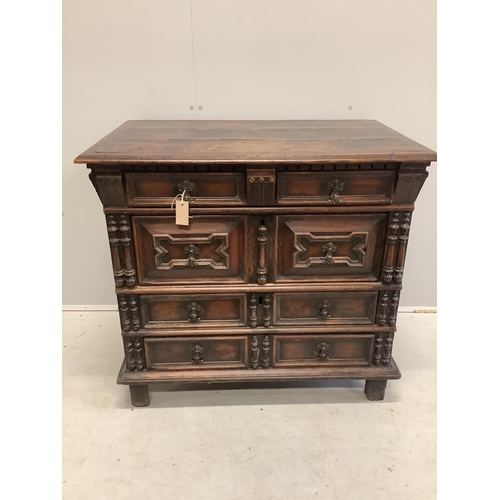 1127 - An 18th century oak block front chest of drawers, width 96cm, depth 61cm, height 85cm. Condition - f... 