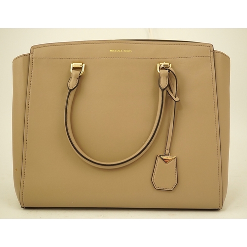 1251 - A Michael Kors taupe leather handbag