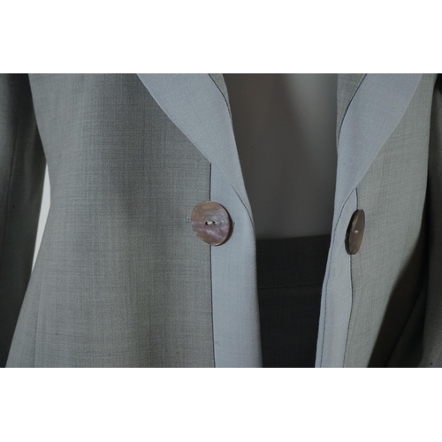 1272 - A Lea Rome grey skirt suit and a pale pink skirt