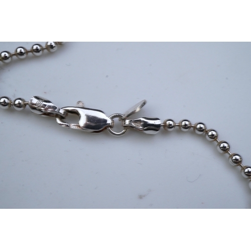 1275 - A Beaverbrooks silver necklace in box