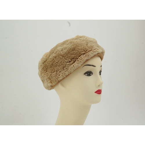 1289 - A 1950's lady's fur hat formerly the property of Audrey Hepburn In the late 1950's Audrey Hepburn at... 