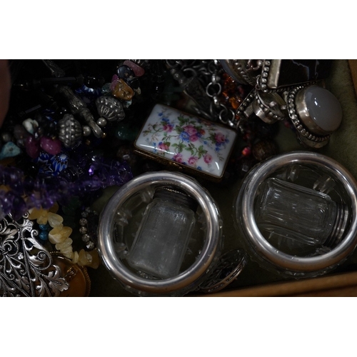 901 - A quantity of assorted costume jewellery and other items including a pair of silver mounted glass sa... 