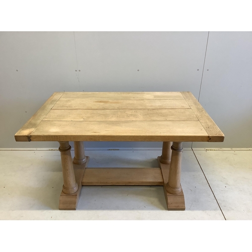 Lot 40        