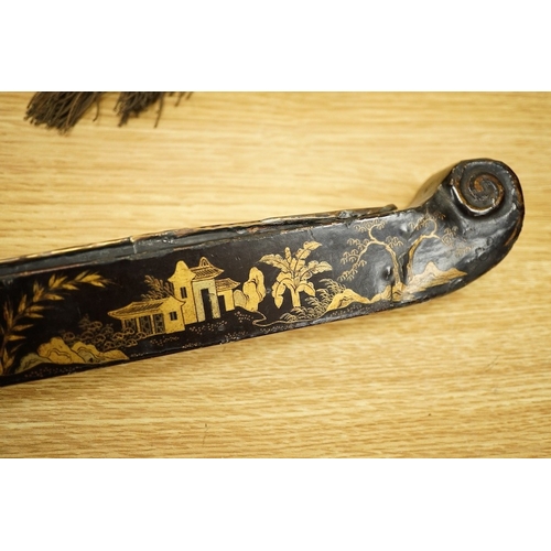 2459 - A Chinese export lacquer model of a boat, 19th century, 56cm wide