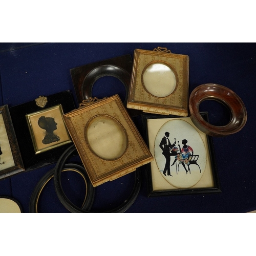 2484 - A quantity of 19th century and later silhouette portraits and frames