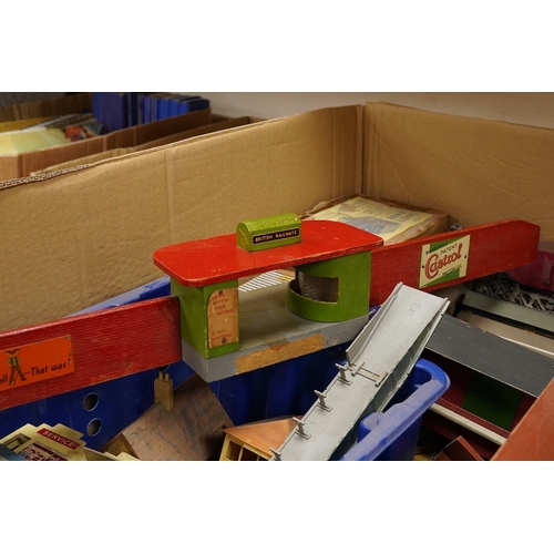 254 - A collection of Hornby Dublo railway for 3-rail running, including three boxed locomotives; an LNER ... 