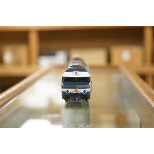 258 - A collection of 00 gauge model railway, including three box train sets by Jouef, Mainline and Hornby... 