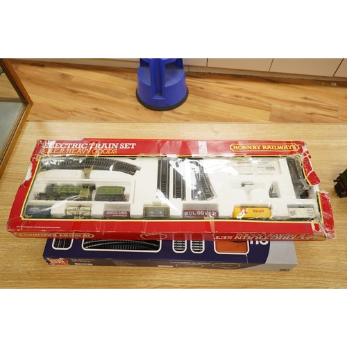 258 - A collection of 00 gauge model railway, including three box train sets by Jouef, Mainline and Hornby... 