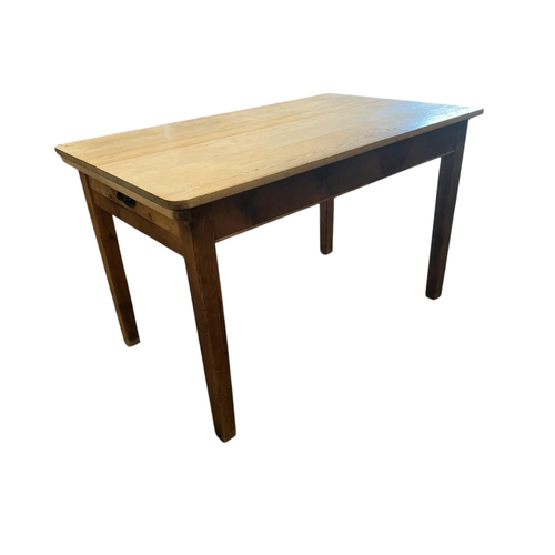 1106 - A Victorian rectangular scrubbed pine kitchen table, width 123cm, depth 75cm, height 76cm