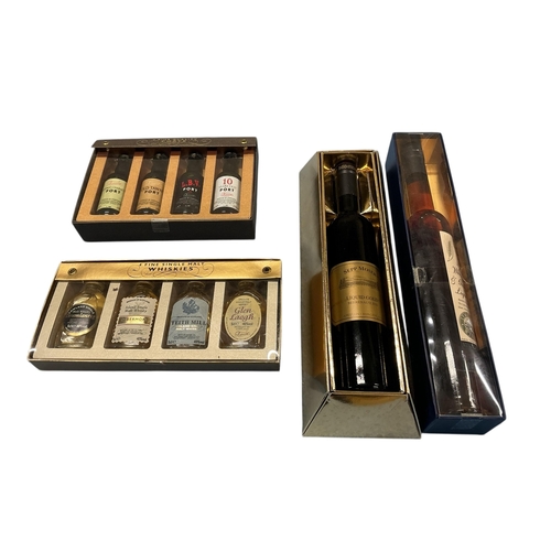 1127 - Six bottles of assorted Scotch whisky to include Oban, Whisky Society, Glenmorangie and Johnnie Walk... 