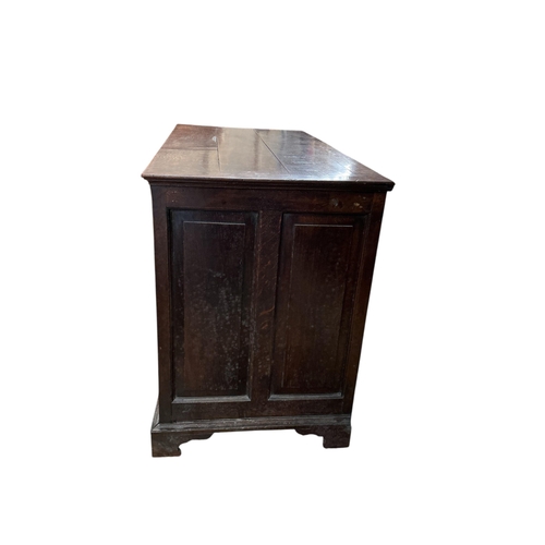 1129 - A George III oak mule chest, width 120cm, depth 60cm, height 83cm