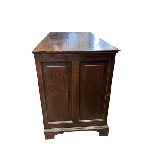 1129 - A George III oak mule chest, width 120cm, depth 60cm, height 83cm