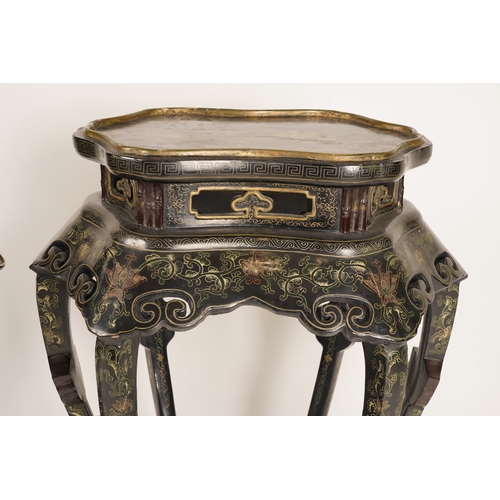 1131 - Two similar Chinese gilt-decorated black lacquer jardiniere stands, 20th century, each shaped top de... 
