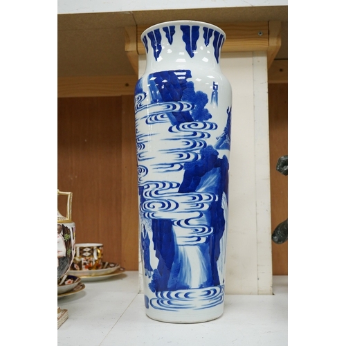 1276 - A Chinese Kangxi-style blue and white figural vase, 39cm