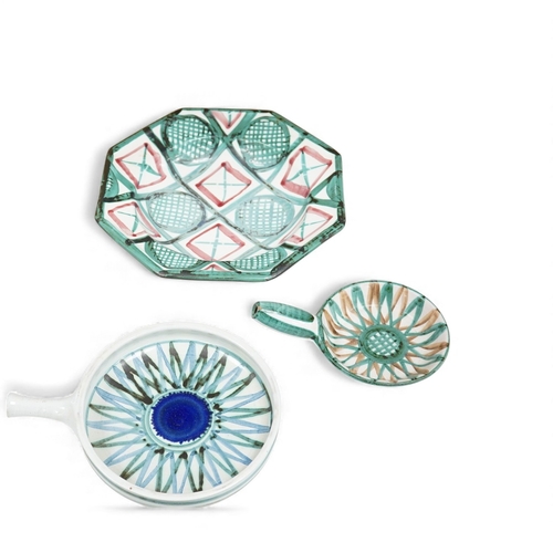 1278 - Robert Picault (French, 1919-2000), a Vallauris studio pottery dish and two handled dishes, larger d... 
