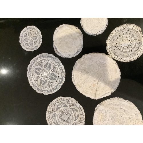 90 - 19th century lace etc; including a Brussels hand made lace wedding hankie, a white worked fine linen... 